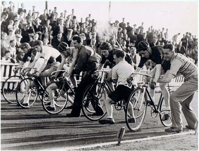 Leigh - Leigh Harriers & Athletics Club : Image credit Dale Coan	 personal collection